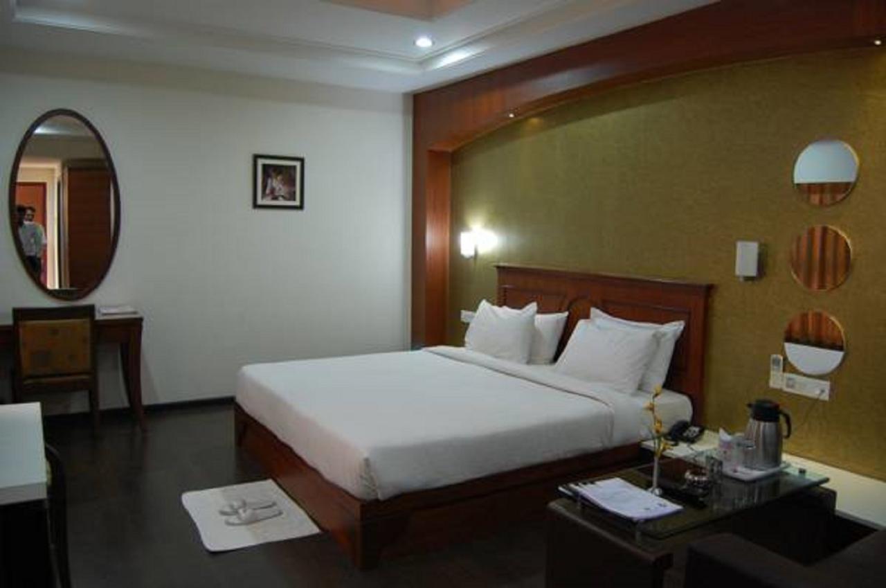 Hotel Amit International Bhilai Extérieur photo