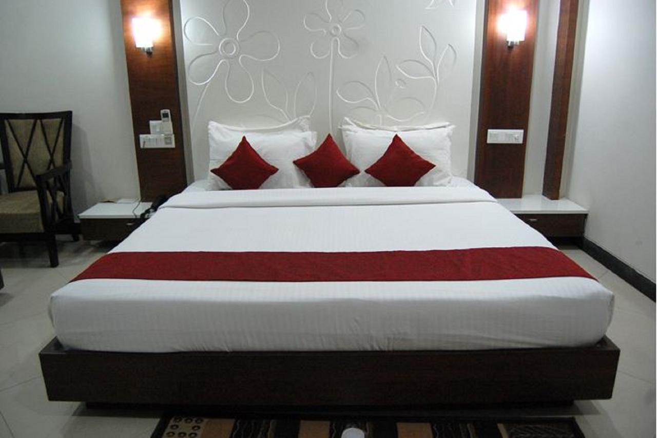 Hotel Amit International Bhilai Extérieur photo