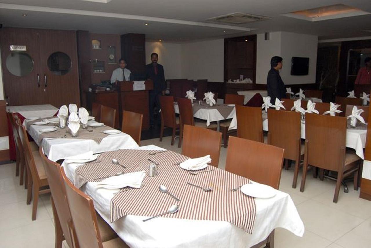 Hotel Amit International Bhilai Extérieur photo