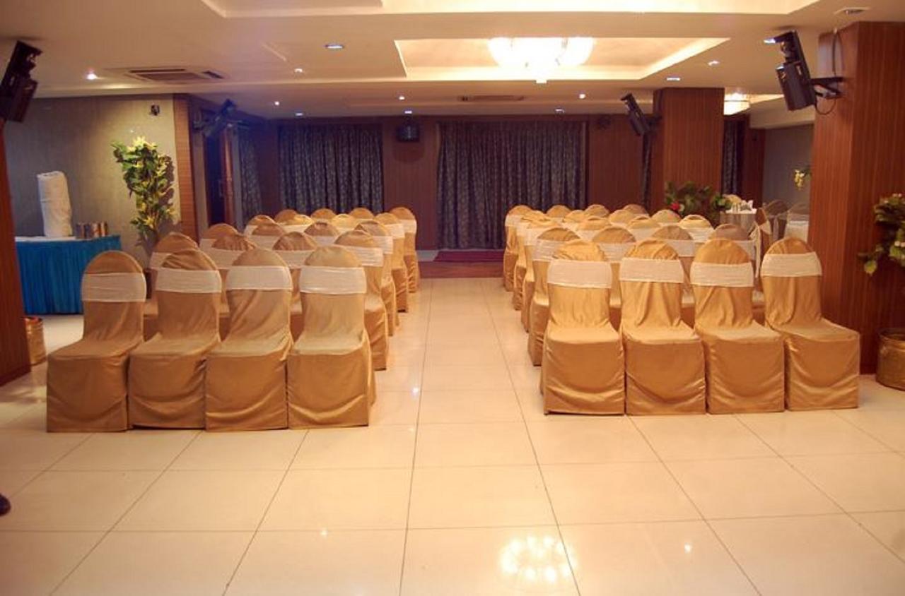 Hotel Amit International Bhilai Extérieur photo