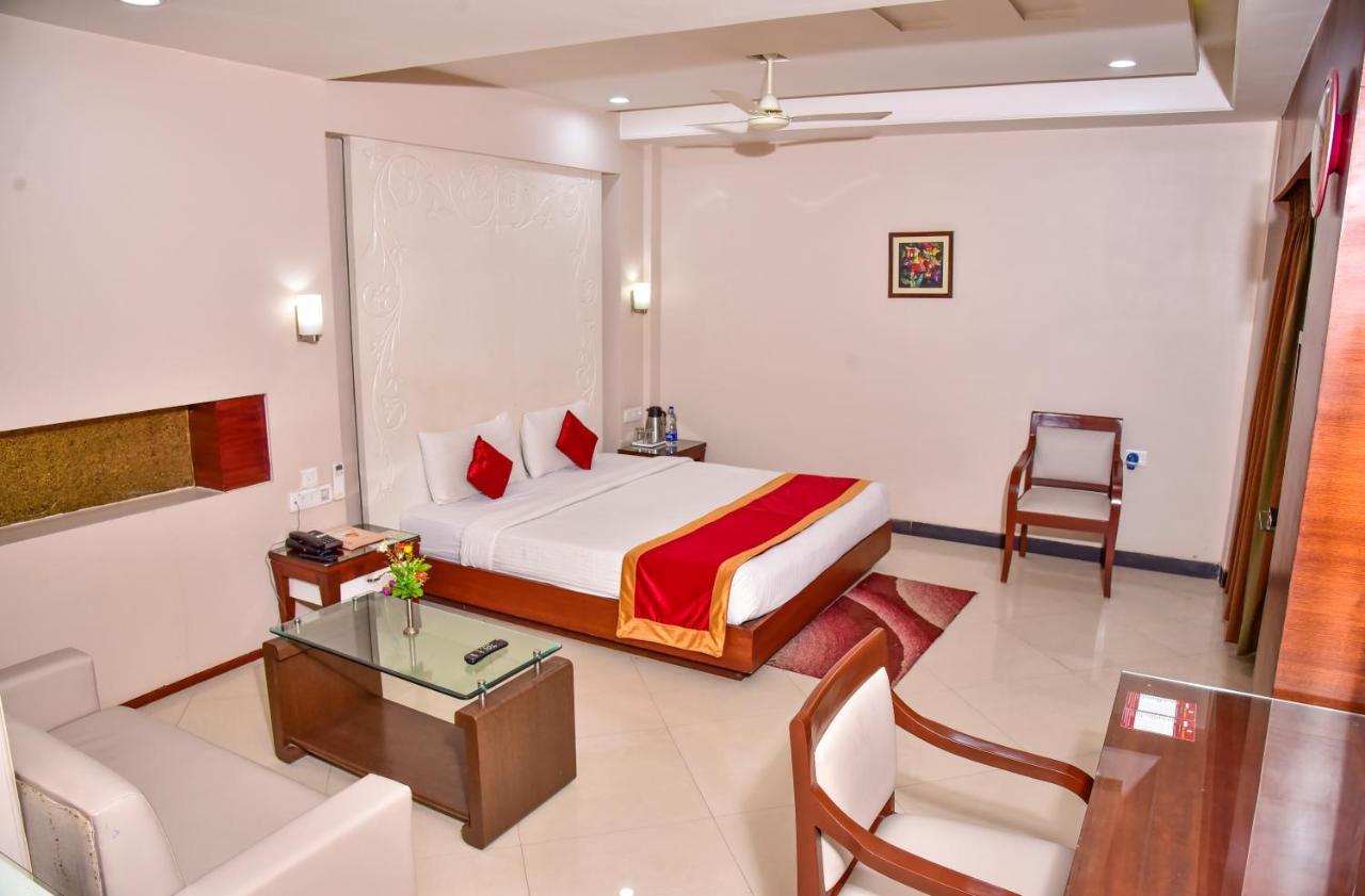 Hotel Amit International Bhilai Extérieur photo