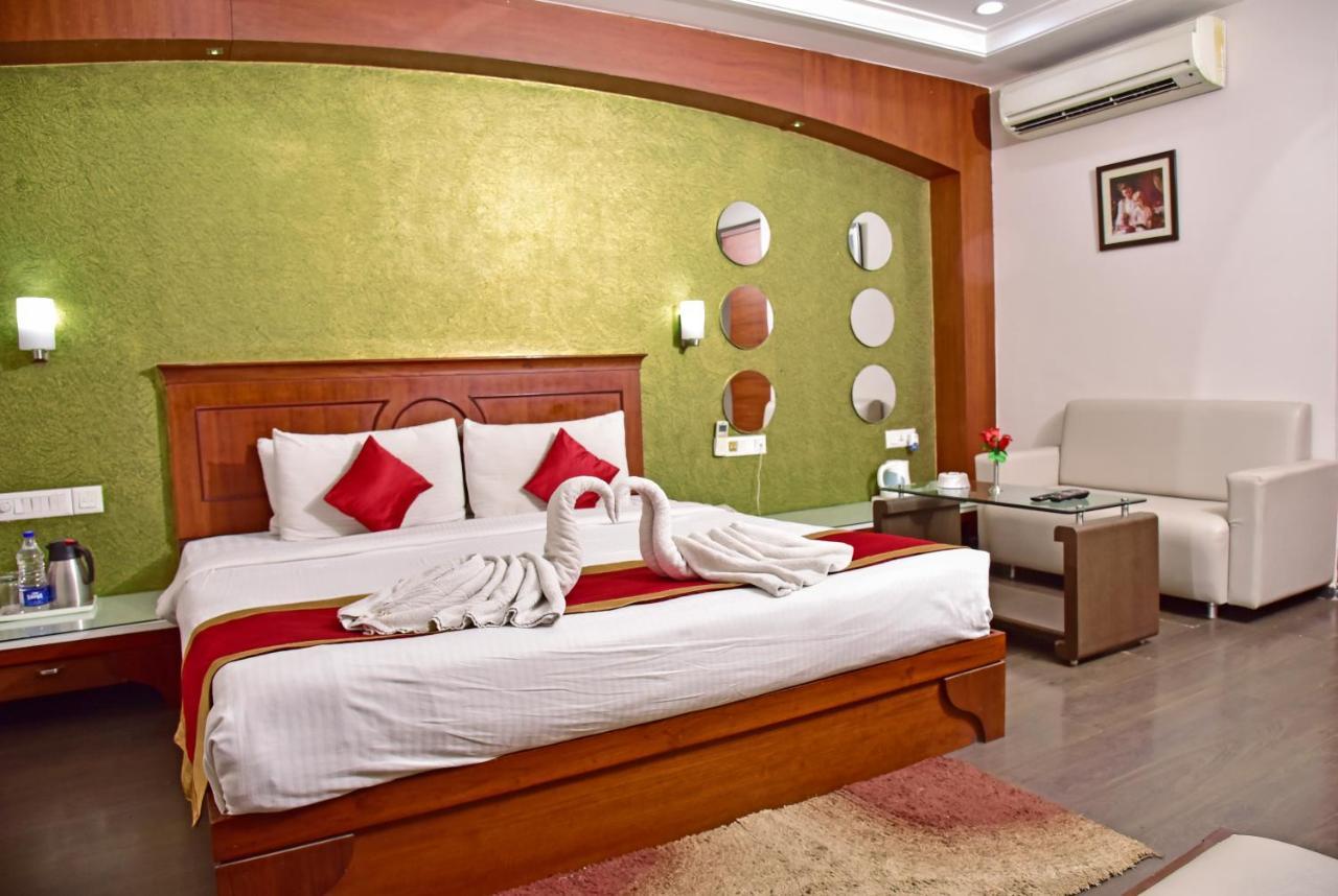 Hotel Amit International Bhilai Extérieur photo